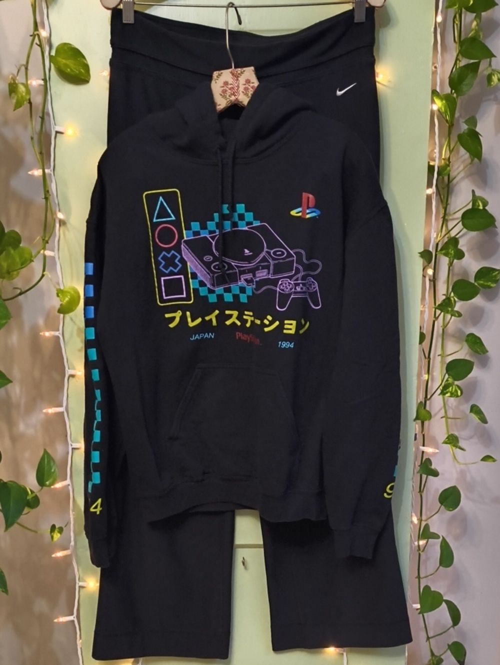 Women's PlayStation Black Aqua Checker Sleeve Console Japan 1994 M - Picture 10 of 10
